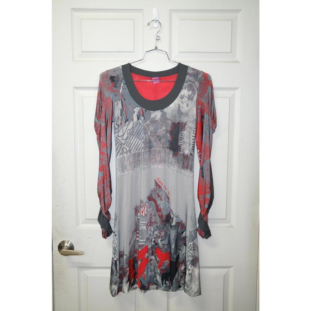 00's Save The Queen AOP Abstract Midi Dress